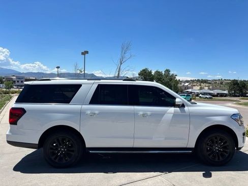 Used 2022 Ford Expedition Max Limited AWD/4WD image 9