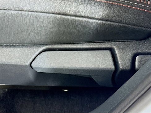 Certified 2025 Nissan Kicks SR w/ SR Premium Package image 12