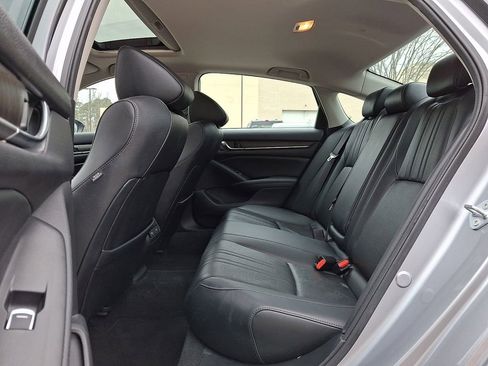 Used 2022 Honda Accord EX-L image 10