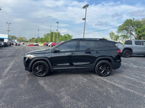 Certified 2024 GMC Terrain SLT w/ Tech Package image 2