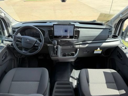 Used 2026 Ford Transit 250 148 High Roof Extended RWD image 18