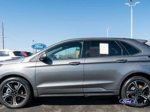 Used 2023 Ford Edge ST w/ Equipment Group 401A AWD/4WD image 9