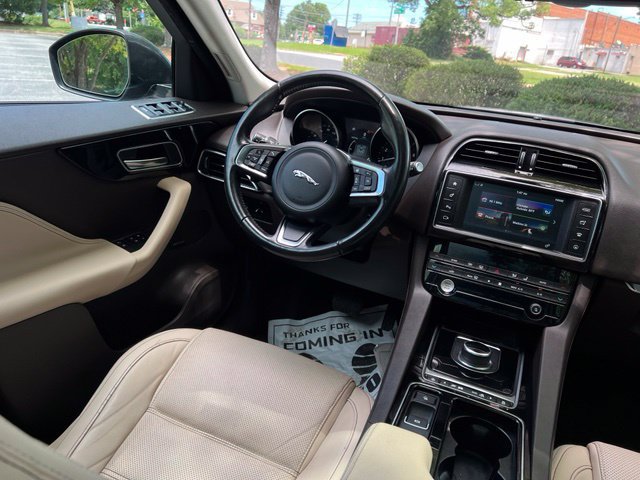 Used 2018 Jaguar F-PACE Prestige AWD/4WD image 30