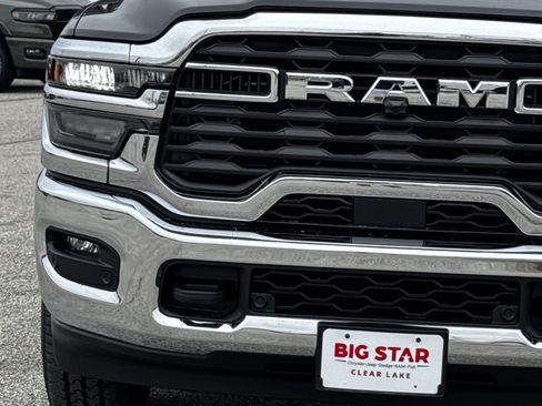 New 2026 RAM 2500 Tradesman AWD/4WD image 6