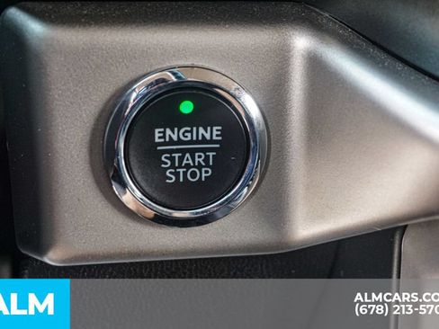 Used 2024 Ford Expedition XLT RWD image 46