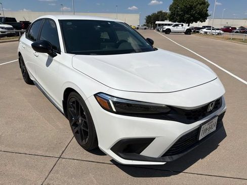 Used 2024 Honda Civic Sport image 3