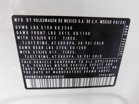 Used 2024 Volkswagen Tiguan S image 40