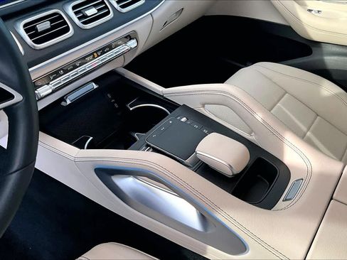 Certified 2025 Mercedes-Benz GLE 450 GLE 450 image 17