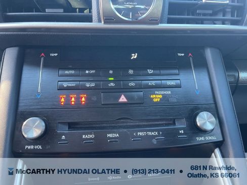 Used 2018 Lexus IS 300 F Sport w/ F Sport Package image 29