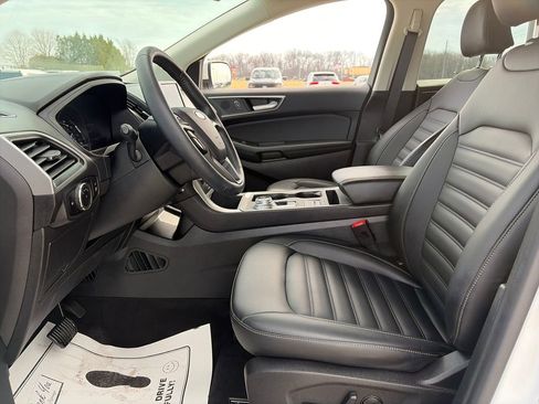 Used 2024 Ford Edge SEL w/ Convenience Package image 16