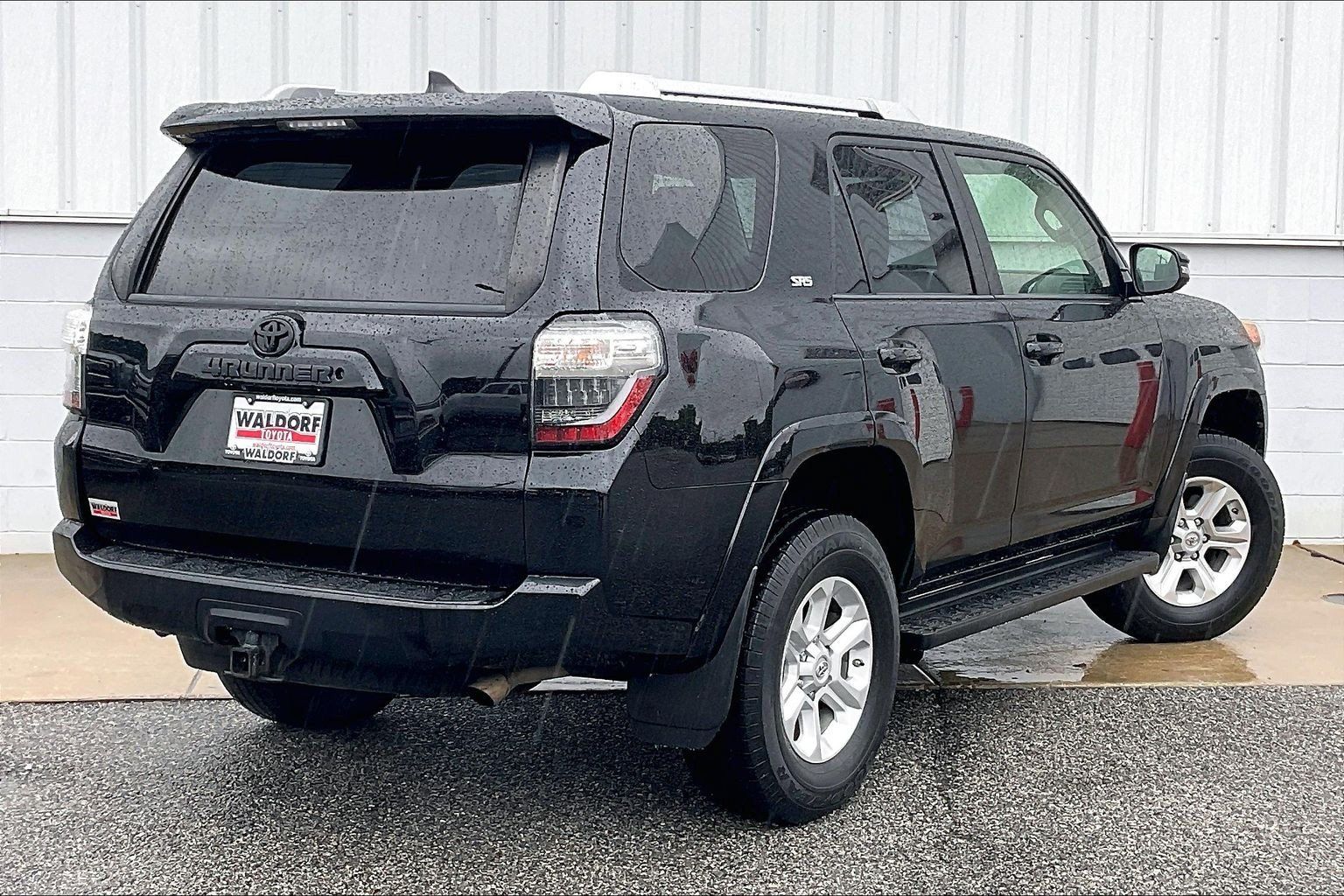 Used 2016 Toyota 4Runner SR5 Premium AWD/4WD image 17
