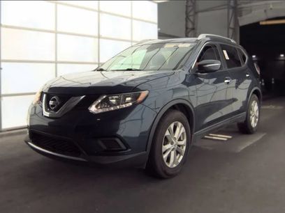 Used 2015 Nissan Rogue SV