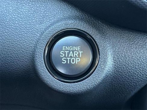 New 2025 Hyundai Venue SEL image 12