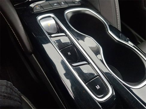 Used 2023 Buick Envision Essence image 14