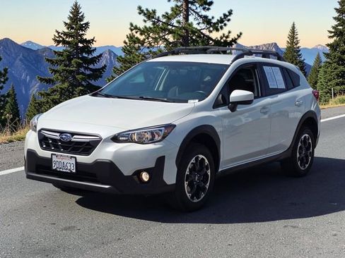 Certified 2023 Subaru Crosstrek 2.0i Premium w/ Popular Package #3 AWD/4WD image 4