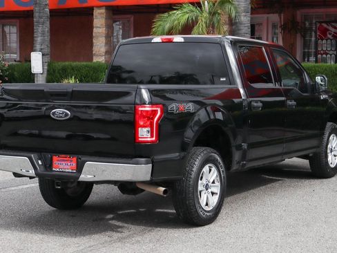 Used 2017 Ford F150 XLT image 10