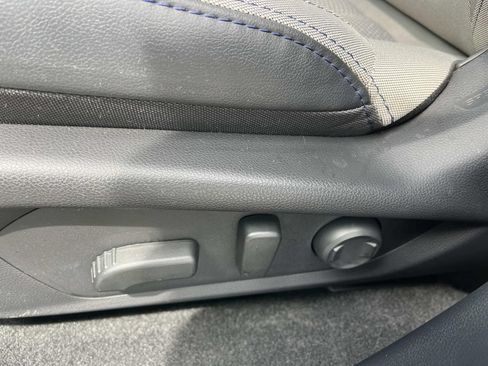 Used 2026 Subaru Forester Premium AWD/4WD image 30