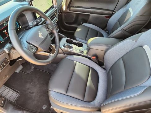 New 2025 Ford Bronco Sport Outer Banks w/ Outer Banks Tech Package+ image 13