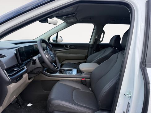 New 2026 Kia Carnival image 10