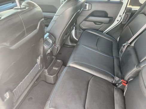 Used 2024 Jeep Wrangler High Altitude image 9