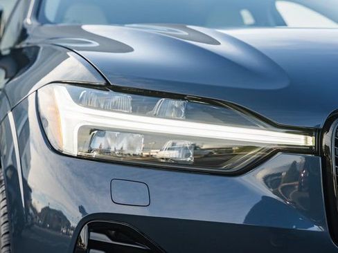 New 2026 Volvo XC60 T8 Ultra w/ Protection Package Premier image 13