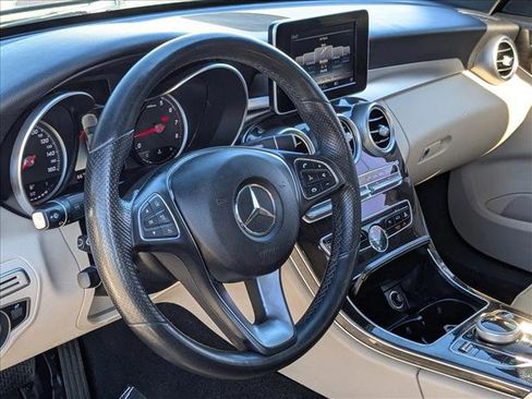 Used 2018 Mercedes-Benz C 300 4MATIC Sedan image 10