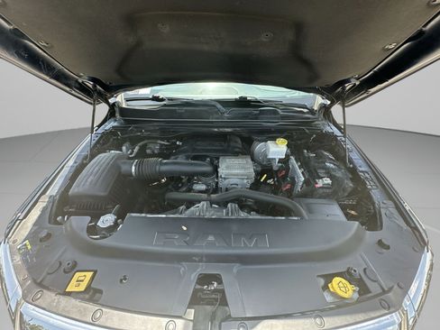 Certified 2020 RAM 1500 Limited RWD image 40