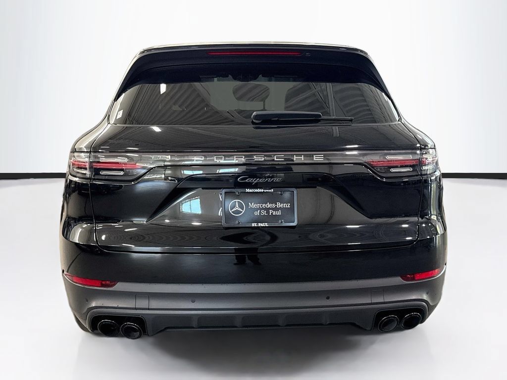 Used 2022 Porsche Cayenne Platinum Edition AWD/4WD image 6