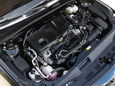 Used 2022 Toyota Avalon XSE FWD image 53