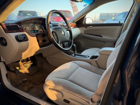 Used 2010 Chevrolet Impala LT w/ Convenience Package FWD image 7