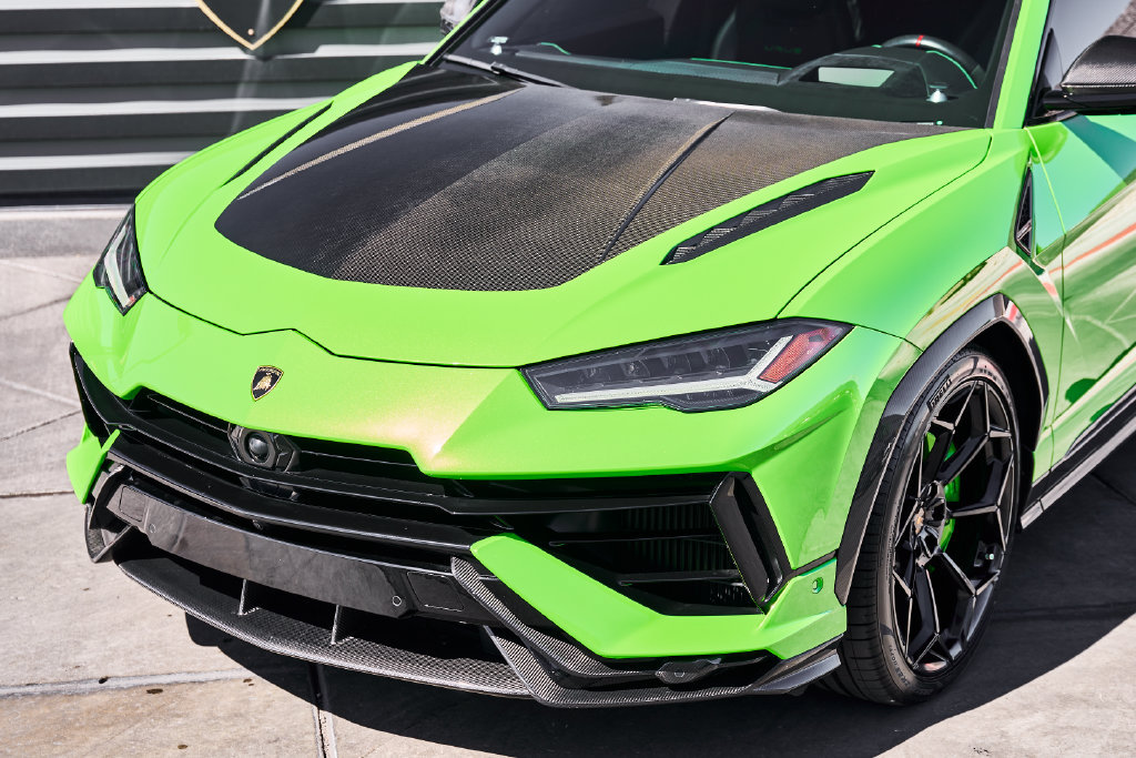 Used 2023 Lamborghini Urus Performante AWD/4WD image 5