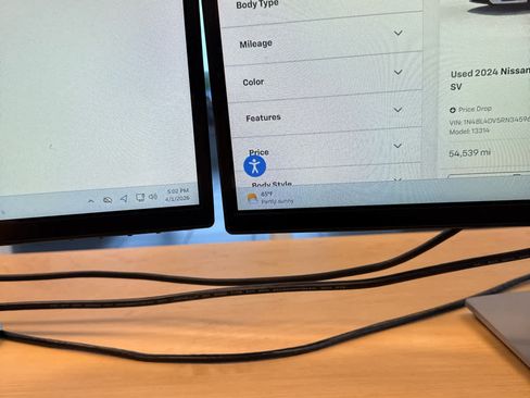 Used 2022 Hyundai Palisade Calligraphy image 1