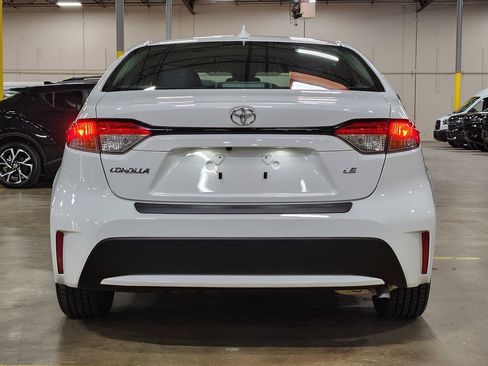 Used 2020 Toyota Corolla LE image 10