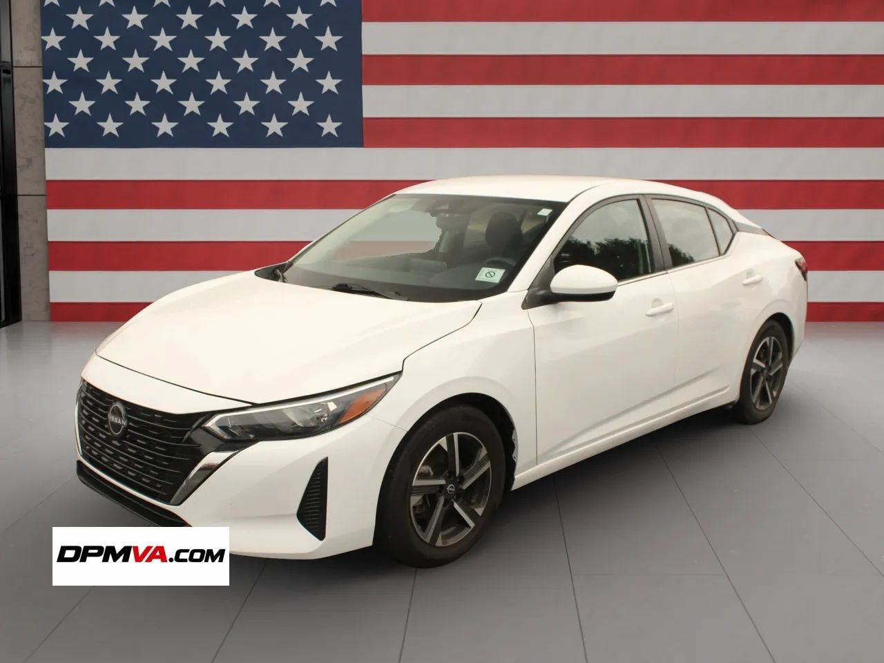 Used 2024 Nissan Sentra SV FWD image 1