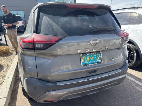 Used 2022 Nissan Rogue SL image 8