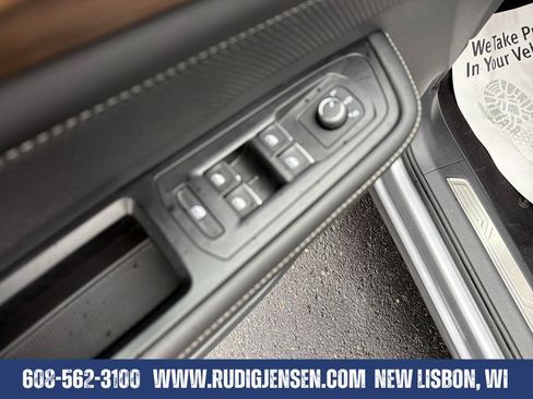 Used 2026 Volkswagen Atlas SE AWD/4WD image 11
