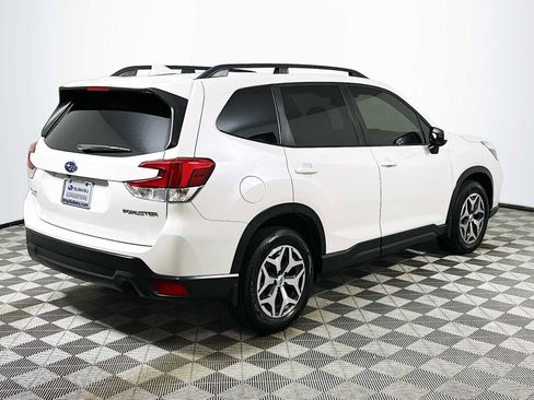 Used 2019 Subaru Forester Premium image 7