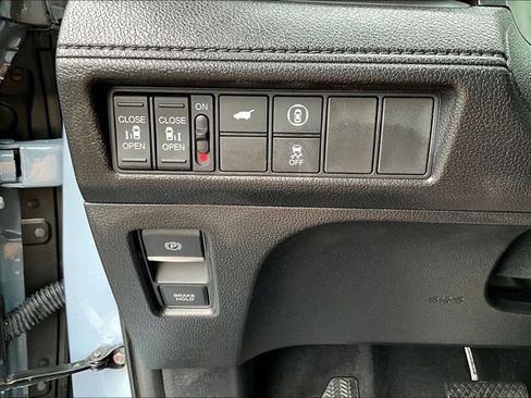 Used 2024 Honda Odyssey Sport image 15