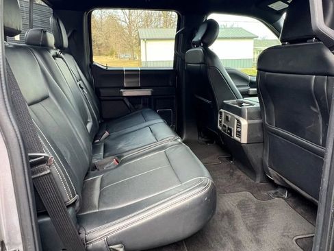 Used 2020 Ford F150 Lariat image 12