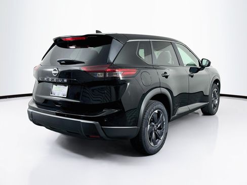 Used 2025 Nissan Rogue SV FWD image 9
