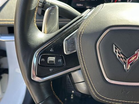Used 2021 Chevrolet Corvette Stingray Premium Cpe w/ Z51 Performance Package RWD image 31