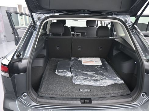 Used 2026 Volkswagen Tiguan S AWD/4WD image 42