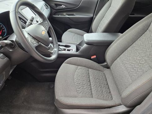 Used 2024 Chevrolet Equinox LT image 11