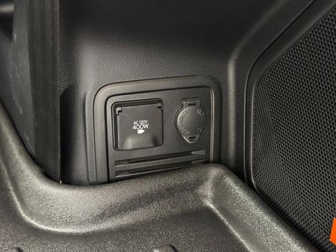 Used 2022 Toyota 4Runner Limited AWD/4WD image 15
