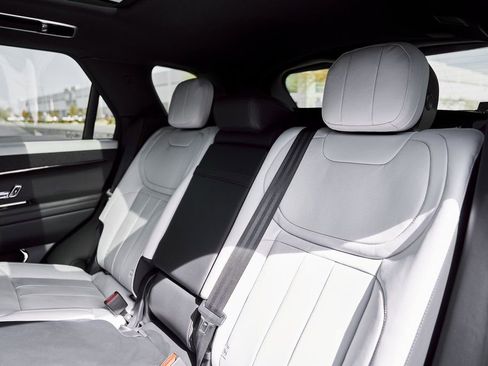 Used 2025 Land Rover Range Rover Sport Dynamic SE image 82