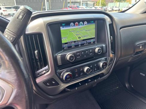 Used 2018 Chevrolet Silverado 1500 LTZ w/ Sport Package AWD/4WD image 17