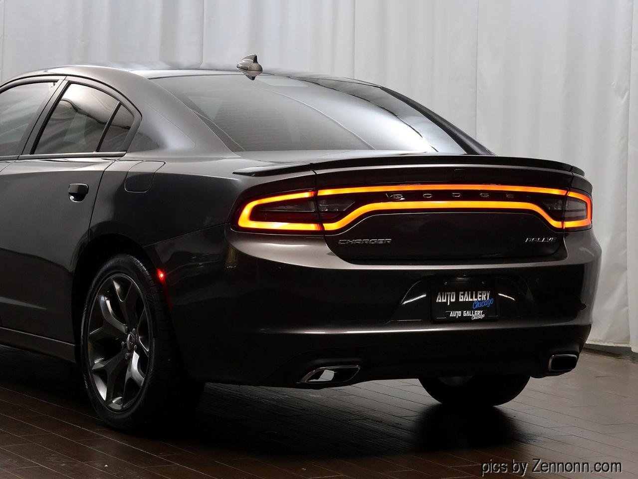 Used 2016 Dodge Charger SXT w/ Rallye Group RWD image 8