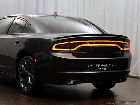 Used 2016 Dodge Charger SXT w/ Rallye Group RWD image 8
