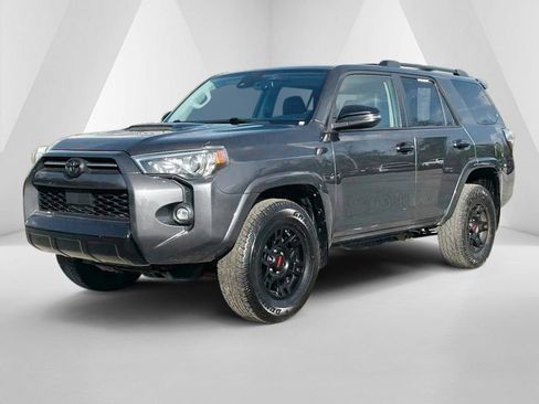 Used 2021 Toyota 4Runner Venture w/ Moonroof Package AWD/4WD image 3
