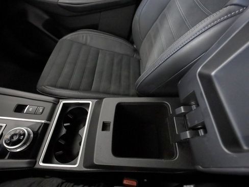 Used 2022 Mitsubishi Outlander SE image 40